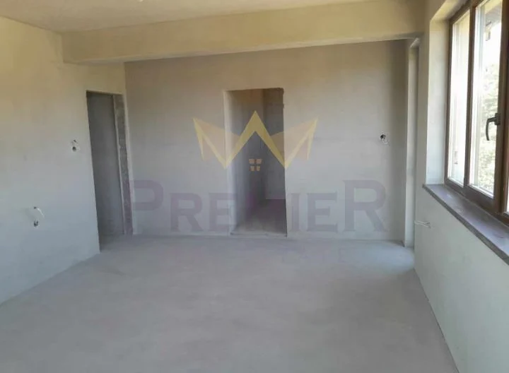 Имоти Премиер продава двуетажна къща в с. Генерал Кантарджиево. - - снимка 6 - Имоти Премиер