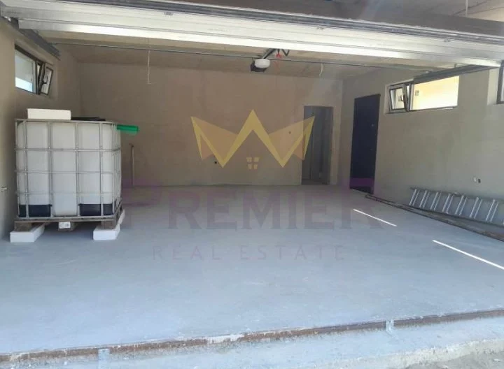 Имоти Премиер продава двуетажна къща в с. Генерал Кантарджиево. - - снимка 9 - Имоти Премиер