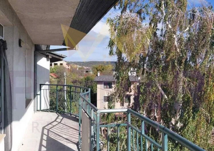 ИМОТИ ПРЕМИЕР ви предлага къща в м-т Горна Трака гр.Варна - - снимка 3 - Имоти Премиер