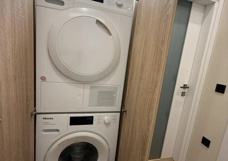 ИМОТИ ПРЕМИЕР ви предлага за продажба луксозен тристаен апартамент м-т.Пчелина гр.Варна - - снимка 11 - Имоти Премиер