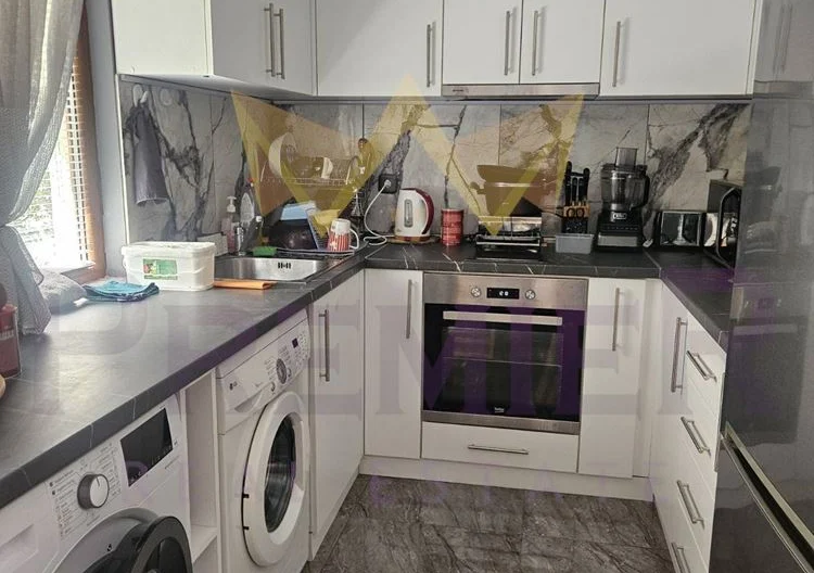 Агенция за недвижими имоти - Имоти Премиер - имот - 1165587, Цена: 180000 EUR