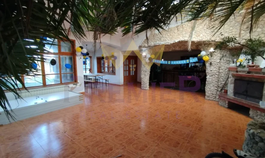 ИНВЕСТИЦИОНЕН ИМОТ |  КЪЩА ЗА ГОСТИ /  ХОСПИС  ИЛИ КЪЩА ЗА ЦЕЛОГОДИШНО ЖИВЕЕНЕ  с. Климентово обл.ВАРНА -  - снимка 1 - Имоти Премиер