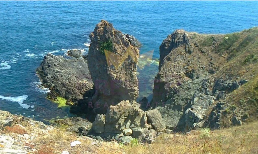 Инвестиционен парцел с отлична локация -  - снимка 4 - Имоти Премиер