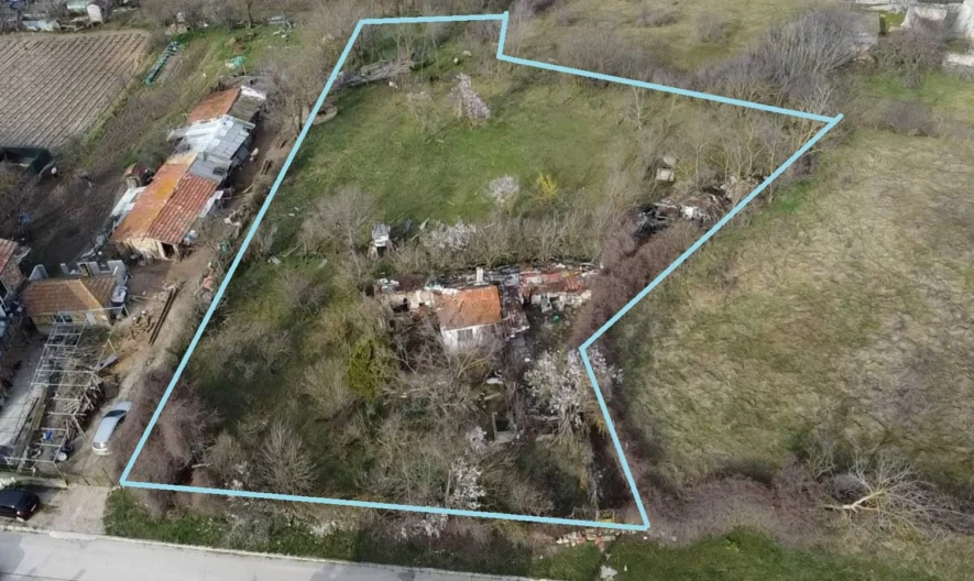 Инвестиционен парцел в село Константиново -  - снимка 1 - Имоти Премиер