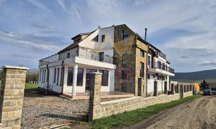 Investment property near Lozenets and Strandzha at the price of an apartment in central Sofia -  - snimka 37 - Imoti Premier