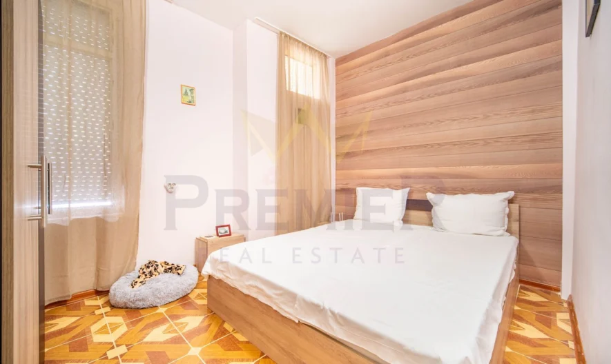 Investment property near the Municipality, Varna - - snimka 5 - Imoti Premier