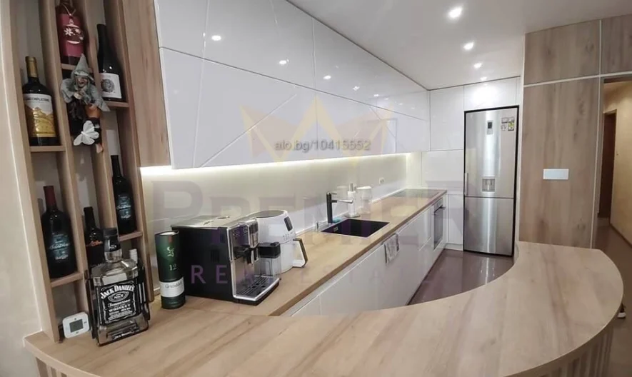 Изключителен Апартамент с гараж и двор в Център на град Бургас - - снимка 5 - Имоти Премиер