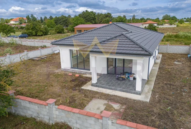 Ingatlaniroda - Imoti Premier - imot - 1225940, Ár: 175000 EUR