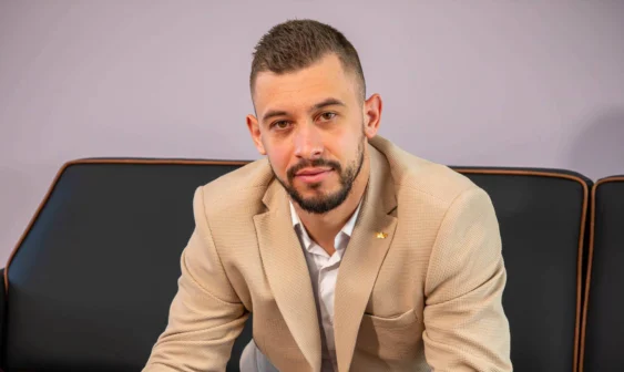 Агенция за недвижими имоти Варна - Как протича една сделка за недвижим имот с Михаил Михайлов