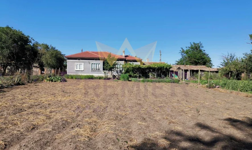 Къща -  - снимка 1 - Имоти Премиер