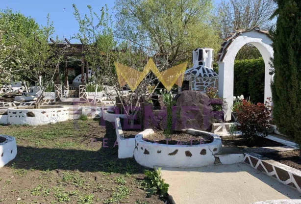 Агенция за недвижими имоти - Имоти Премиер - имот - 933774, Цена: 250000 EUR