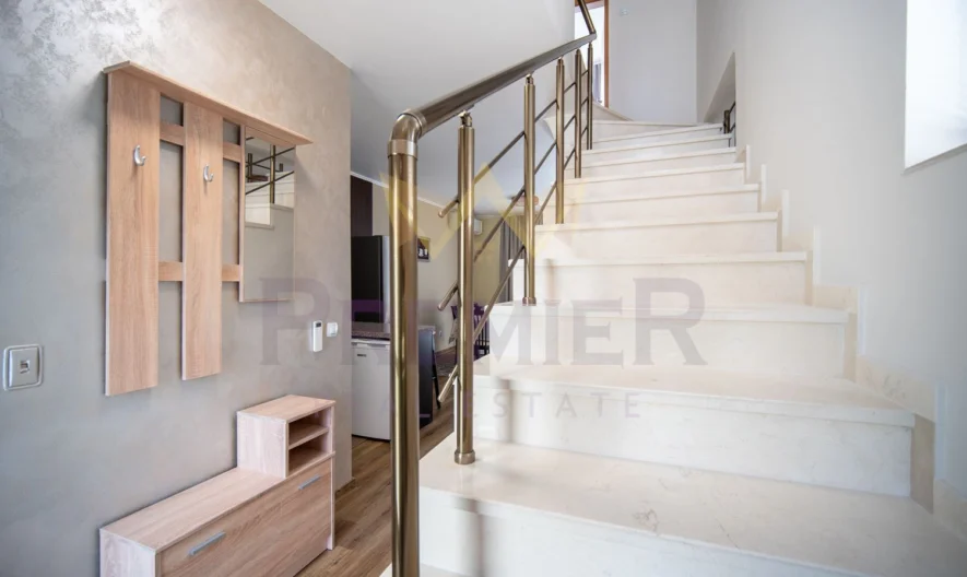 Къща - - снимка 10 - Имоти Премиер