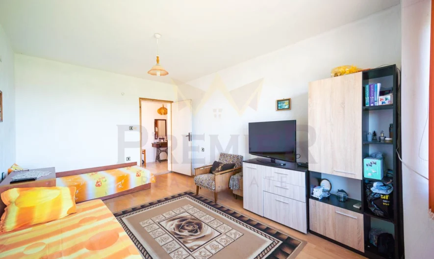 Къща - - снимка 12 - Имоти Премиер