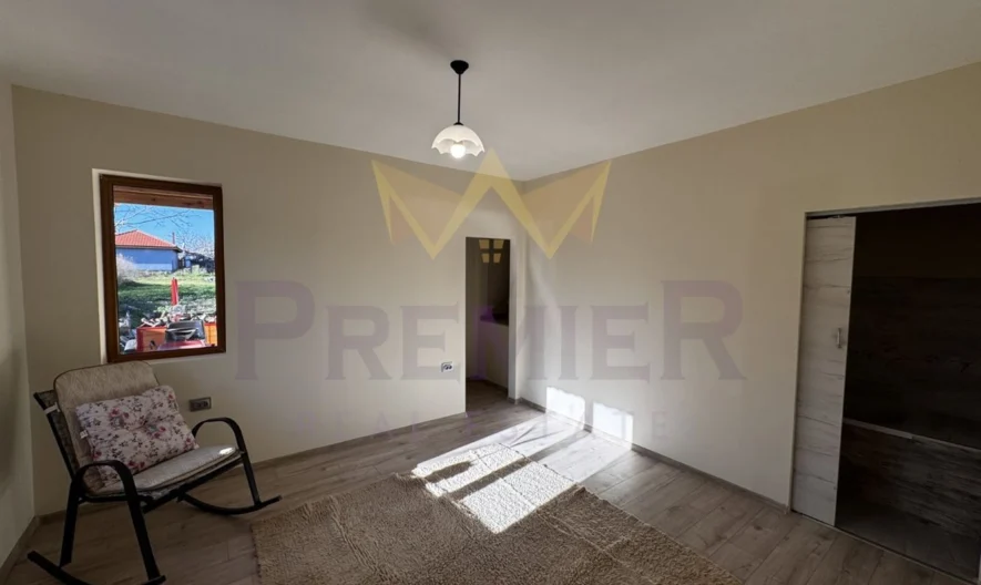 Къща -  - снимка 13 - Имоти Премиер