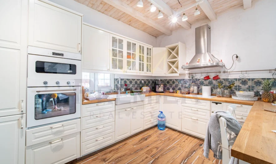 Къща -  - снимка 13 - Имоти Премиер