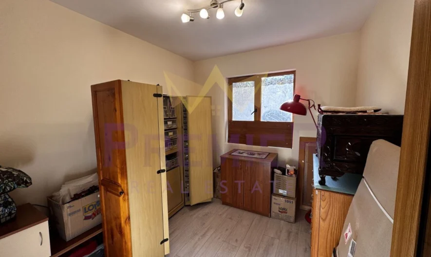 Къща -  - снимка 16 - Имоти Премиер