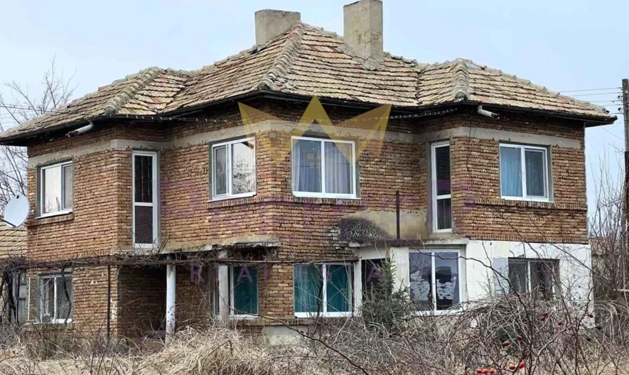 Къща 160 м2 в с. Караманите, общ. Вълчи Дол -  - снимка 1 - Имоти Премиер