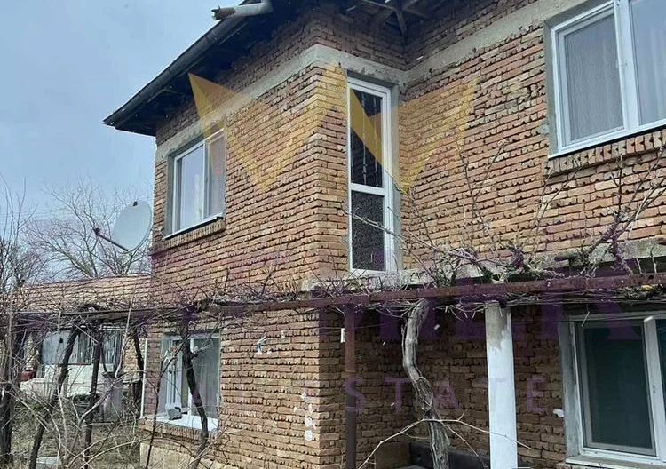 Къща 160 м2 в с. Караманите, общ. Вълчи Дол - - снимка 9 - Имоти Премиер