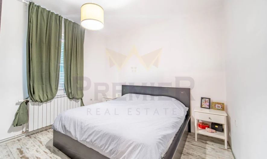 Къща -  - снимка 17 - Имоти Премиер