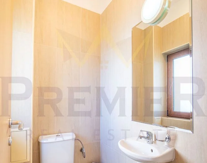 Къща - - снимка 18 - Имоти Премиер