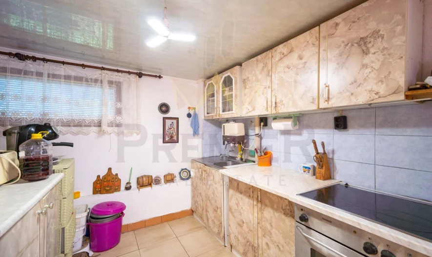 Къща - - снимка 19 - Имоти Премиер