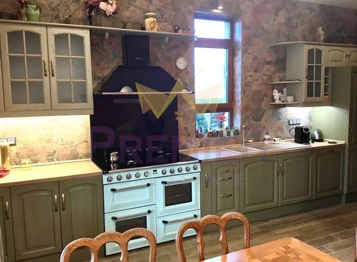 Агенция за недвижими имоти - Имоти Премиер - имот - 834456, Цена: 259900 EUR