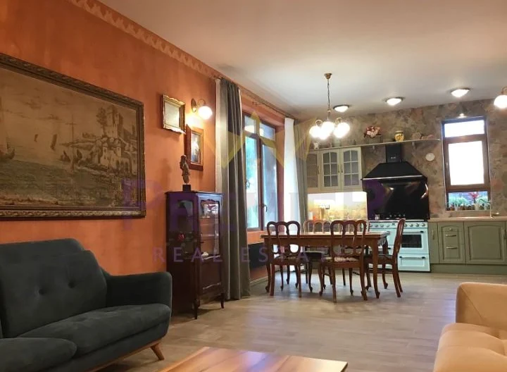 Агенция за недвижими имоти - Имоти Премиер - имот - 834456, Цена: 259900 EUR