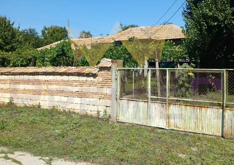 Къща - - снимка 2 - Имоти Премиер