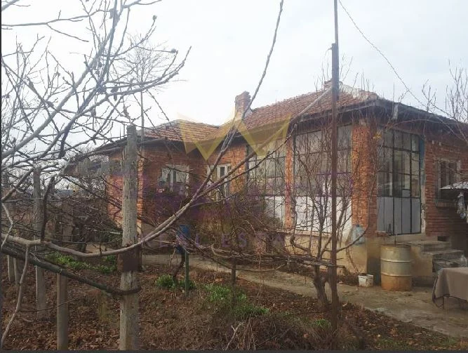 КЪЩА -  - снимка 2 - Имоти Премиер