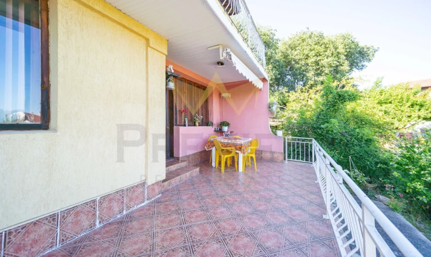 Къща - - снимка 2 - Имоти Премиер