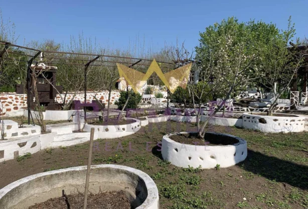 Агенция за недвижими имоти - Имоти Премиер - имот - 933774, Цена: 250000 EUR