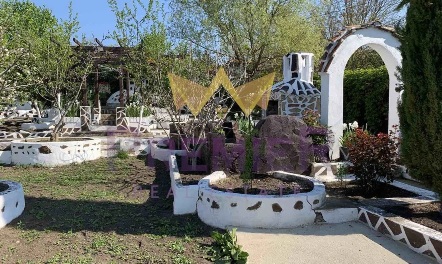 КЪЩА - - снимка 2 - Имоти Премиер