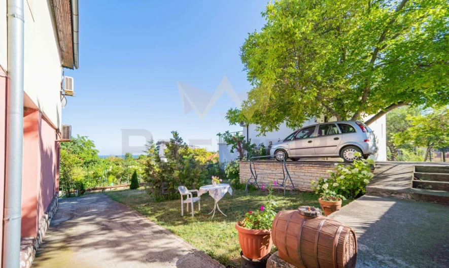 Къща - - снимка 20 - Имоти Премиер