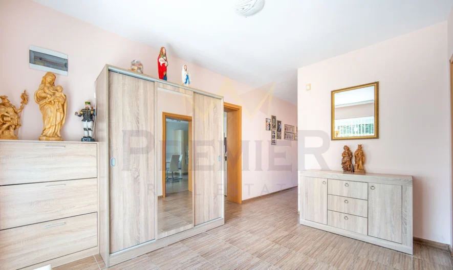 Къща -  - снимка 21 - Имоти Премиер