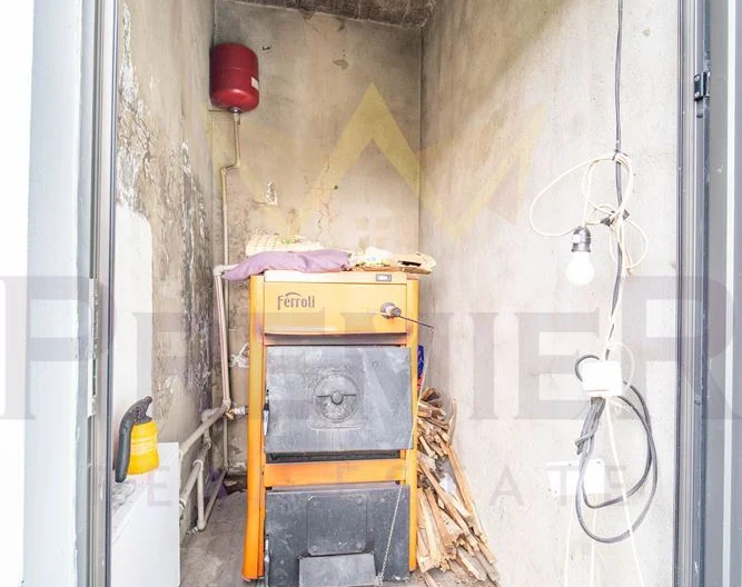 Къща -  - снимка 23 - Имоти Премиер