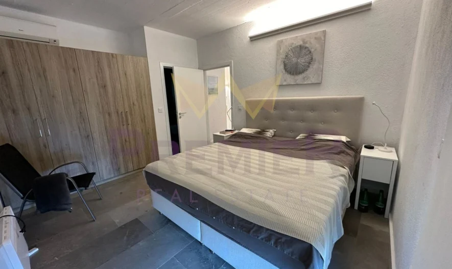 Къща - - снимка 25 - Имоти Премиер