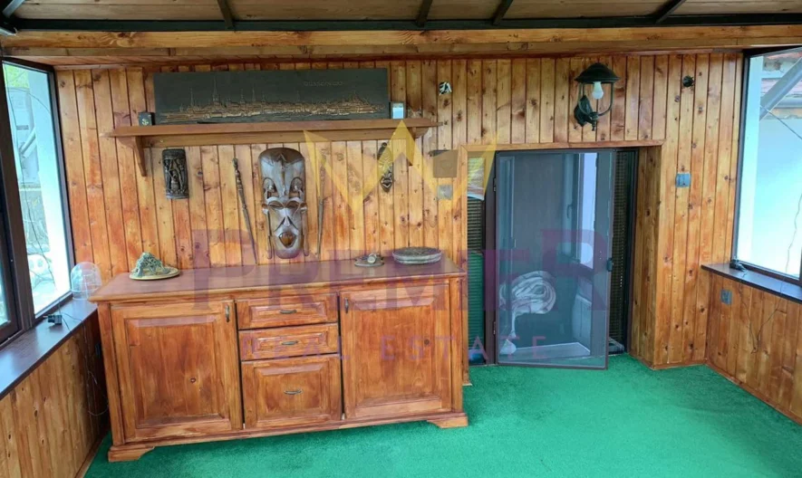 КЪЩА -  - снимка 25 - Имоти Премиер