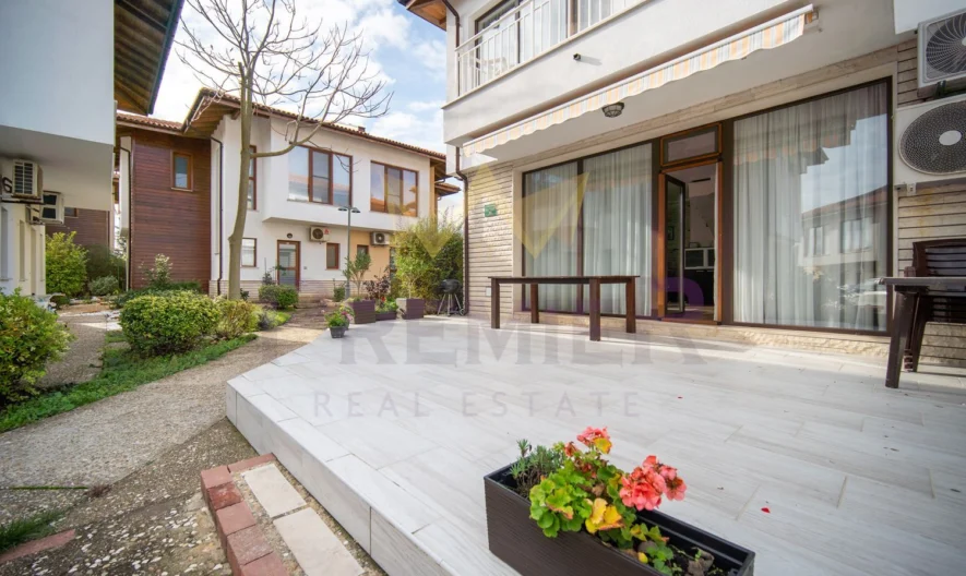 Къща - - снимка 26 - Имоти Премиер