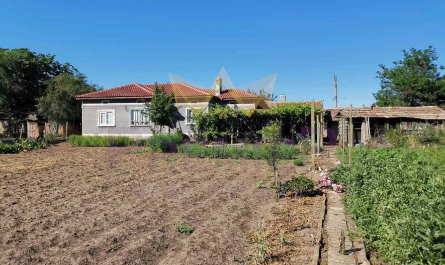 Къща -  - снимка 3 - Имоти Премиер