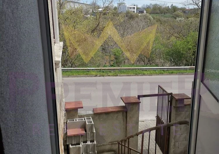 Къща - - снимка 4 - Имоти Премиер