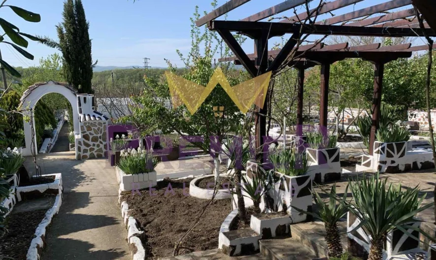 КЪЩА - - снимка 4 - Имоти Премиер