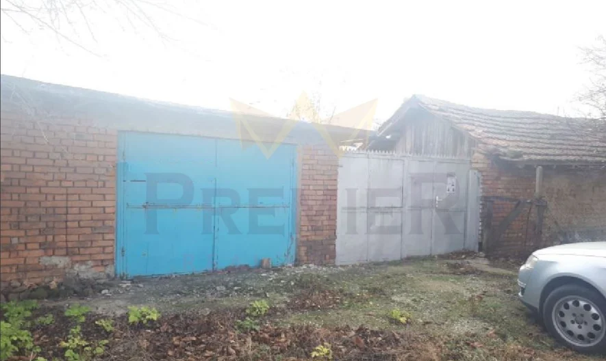 КЪЩА -  - снимка 5 - Имоти Премиер