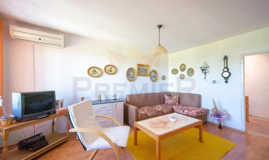 Къща - - снимка 5 - Имоти Премиер