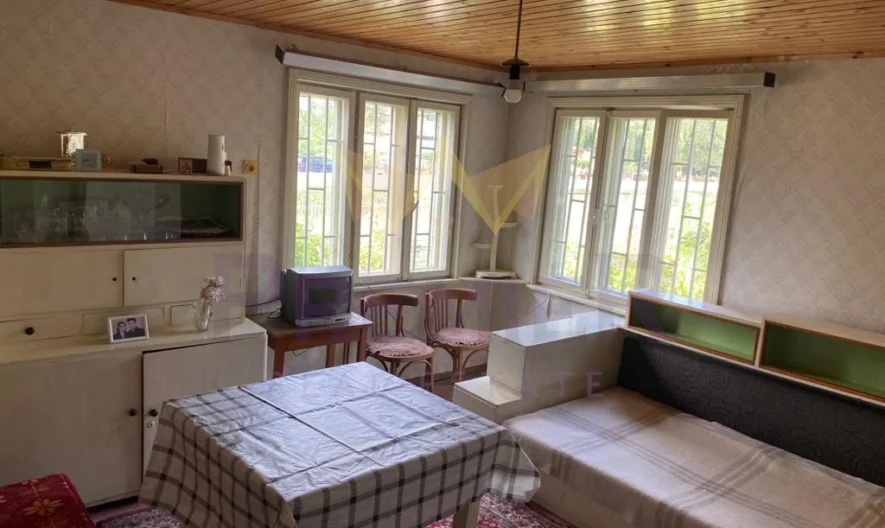 Къща -  - снимка 6 - Имоти Премиер