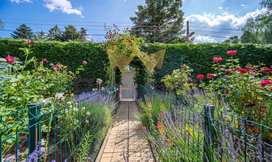 Къща - - снимка 7 - Имоти Премиер