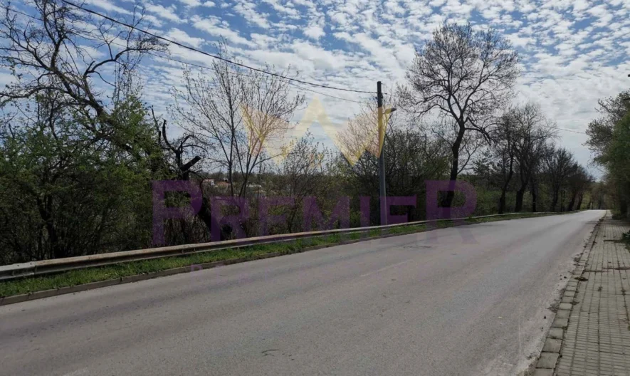 Къща - - снимка 8 - Имоти Премиер