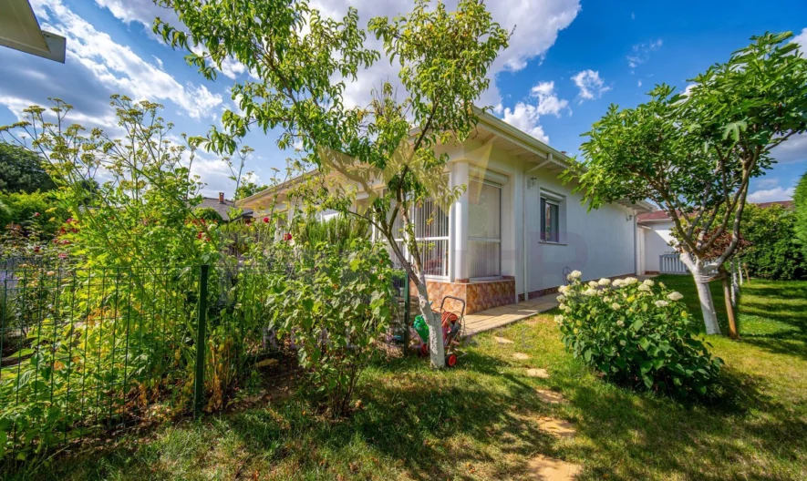 Къща - - снимка 8 - Имоти Премиер