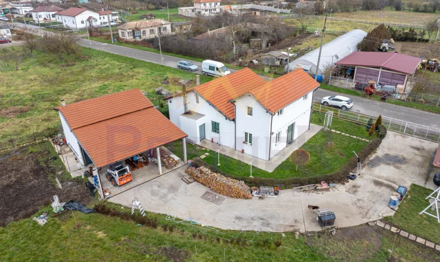 Къща -  - снимка 8 - Имоти Премиер