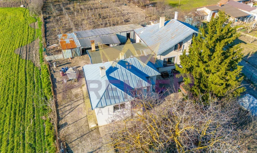 Къща – частично обзаведена и топлоизолирана в с.Могилище, общ. Каварна, обл. Добрич -  - снимка 13 - Имоти Премиер