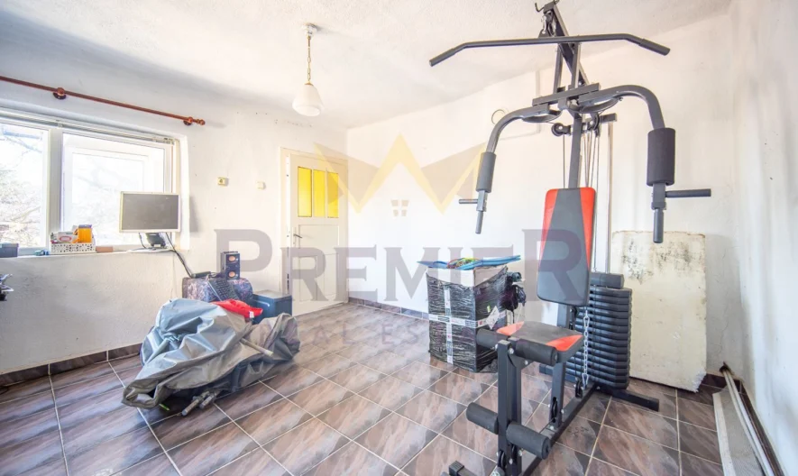 Къща – частично обзаведена и топлоизолирана в с.Могилище, общ. Каварна, обл. Добрич -  - снимка 7 - Имоти Премиер